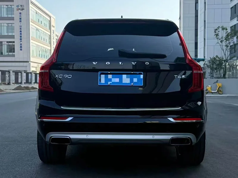 Volvo XC90 — фото 4