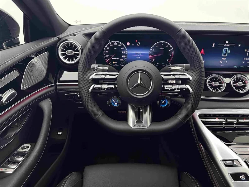 Mercedes-Benz AMG GT — фото 9