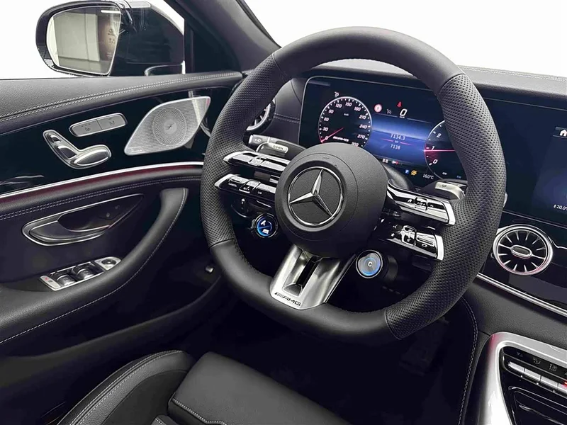 Mercedes-Benz AMG GT — фото 10