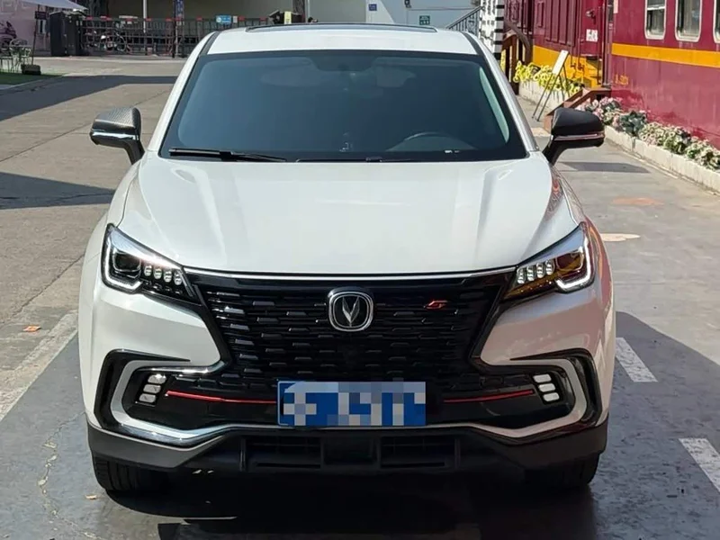 Changan CS85 COUPE — фото 2