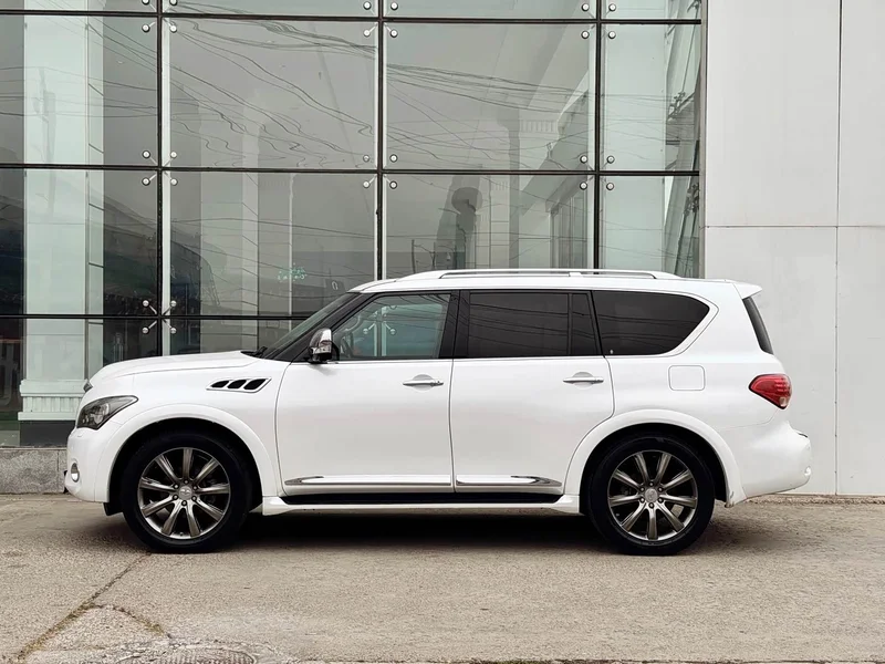 Infiniti QX — фото 8