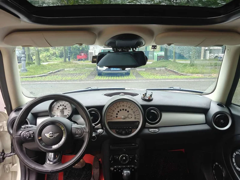 Mini Clubman — фото 12