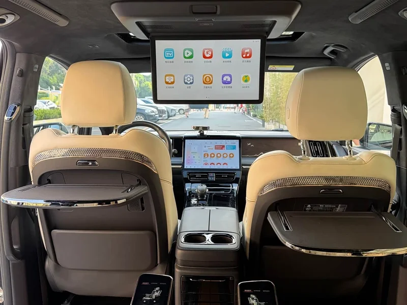 GAC Trumpchi M8 — фото 15