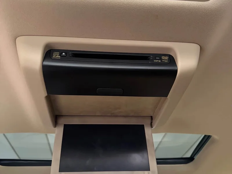 Toyota Alphard — фото 15