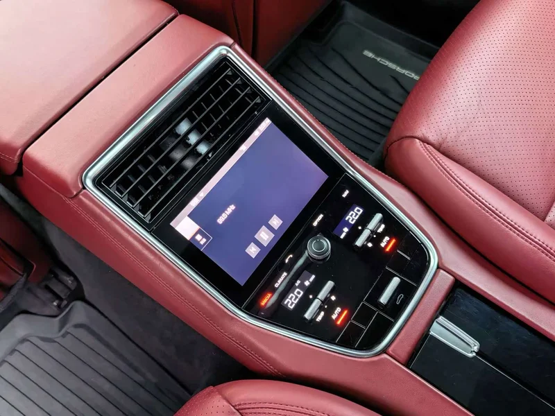 Porsche Panamera — фото 9