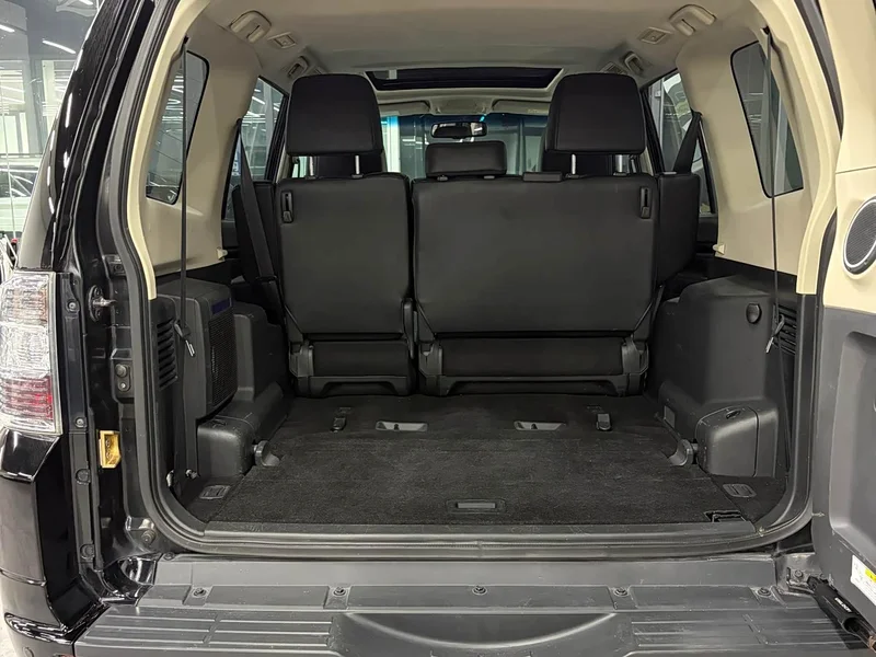 Mitsubishi Pajero (Imported) — фото 13