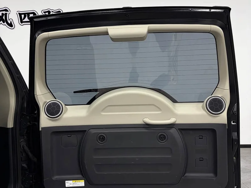 Mitsubishi Pajero (Imported) — фото 14