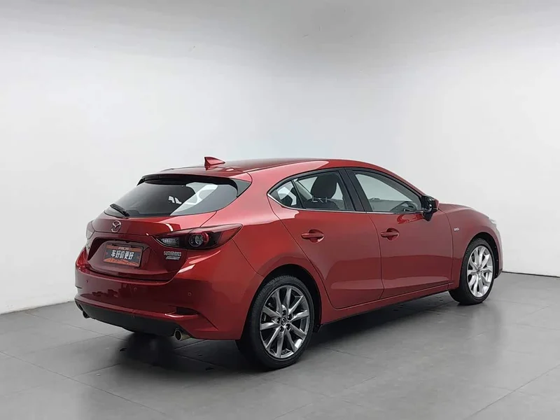Mazda 3 Axela — фото 2