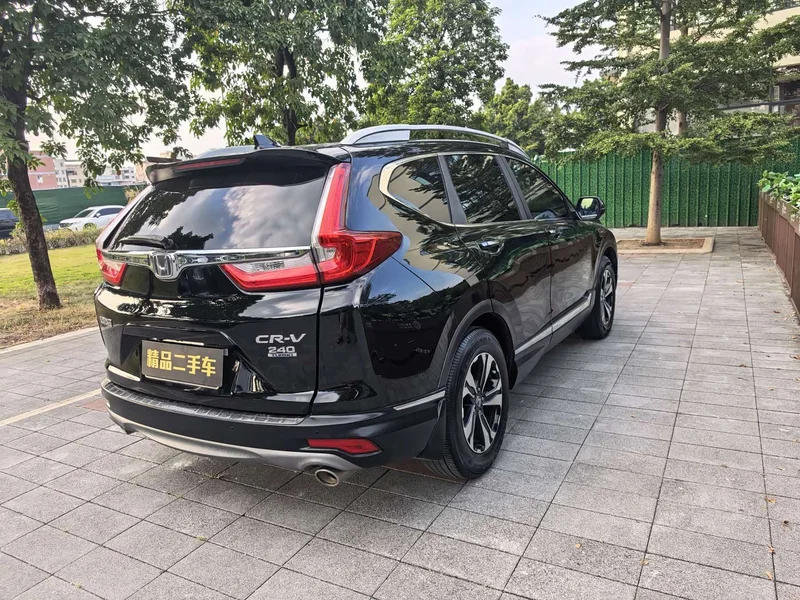 Honda CR-V — фото 11