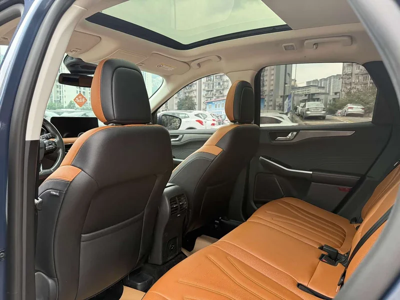 Ford Edge — фото 9