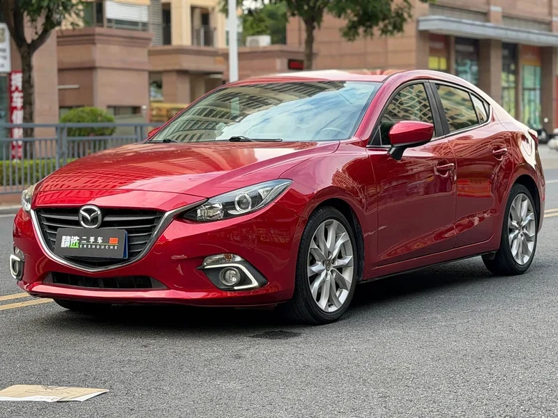 Mazda 3 Axela — фото 1
