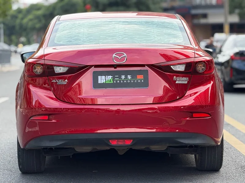 Mazda 3 Axela — фото 14