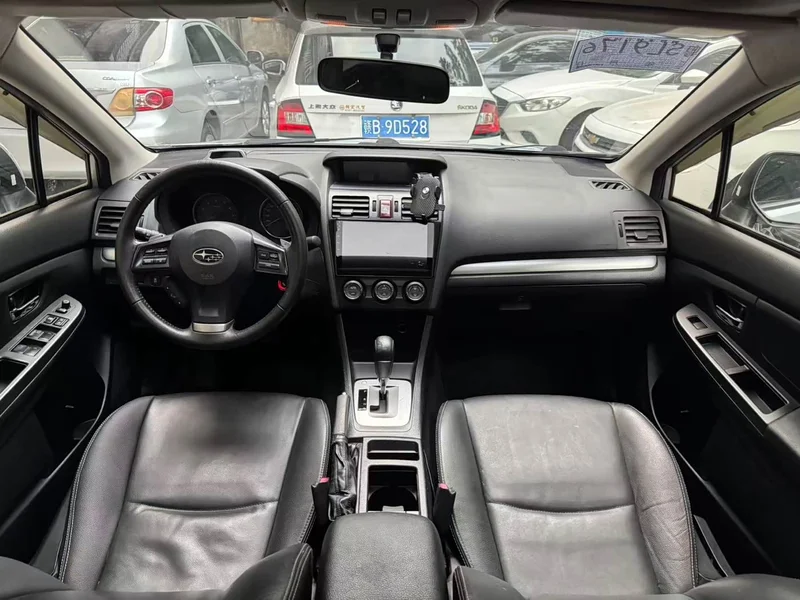 Subaru XV — фото 6