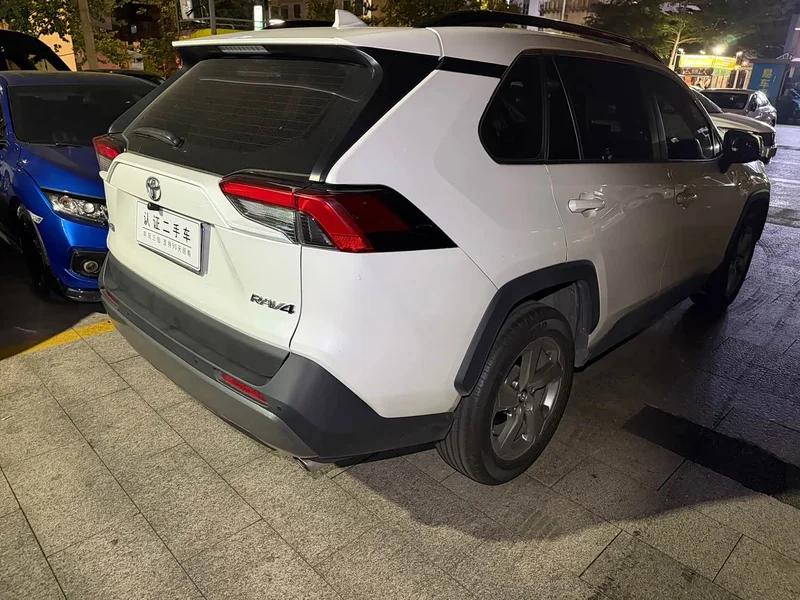 Toyota RAV4 Rongfang — фото 10