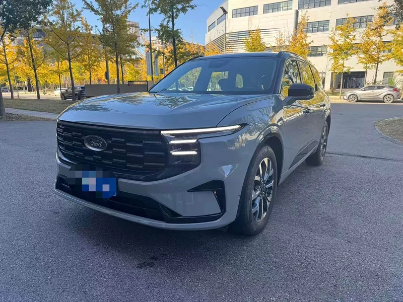 Ford Edge — фото 1