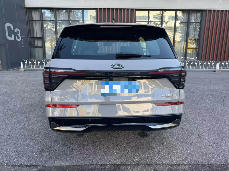 Ford Edge — фото 5