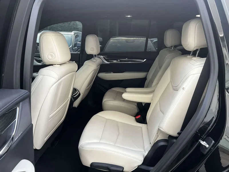Cadillac XT6 — фото 9