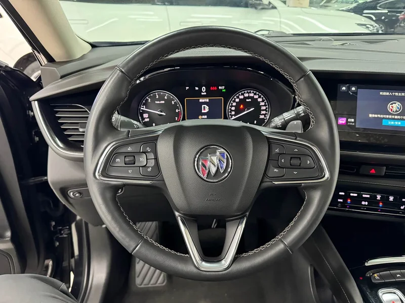 Buick Envision Plus — фото 10