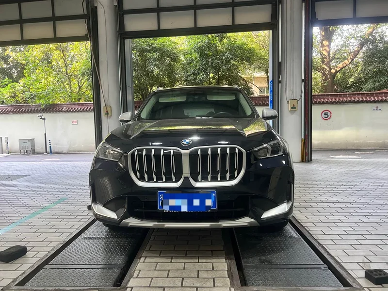 BMW X1 — фото 2