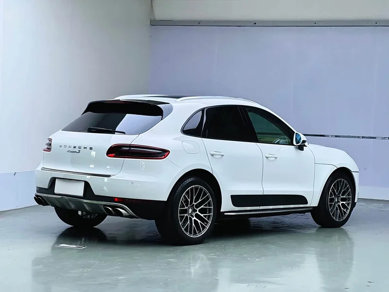 Porsche Macan — фото 6