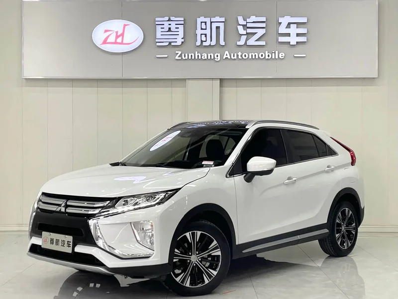 Mitsubishi Eclipse Cross — фото 1