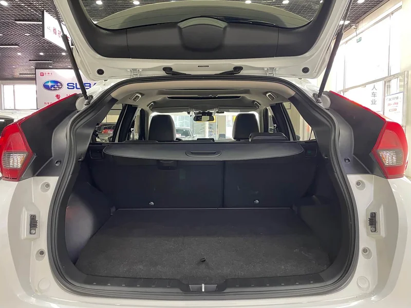 Mitsubishi Eclipse Cross — фото 17