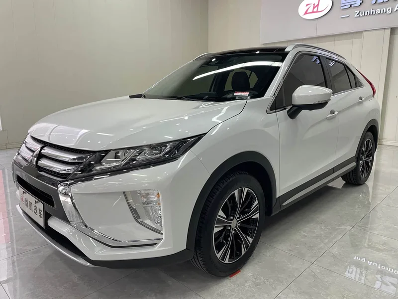 Mitsubishi Eclipse Cross — фото 4