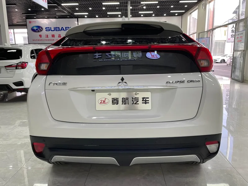 Mitsubishi Eclipse Cross — фото 7