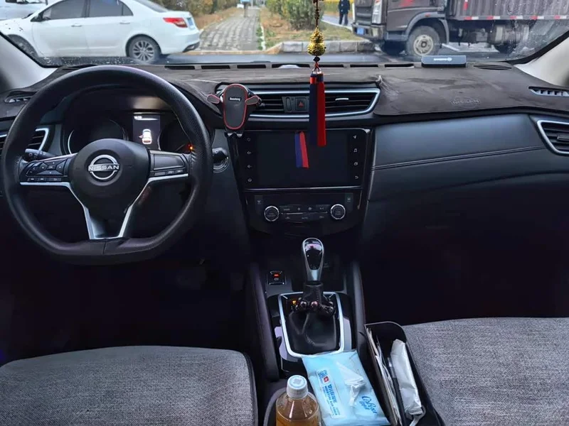 Nissan Qashqai — фото 12