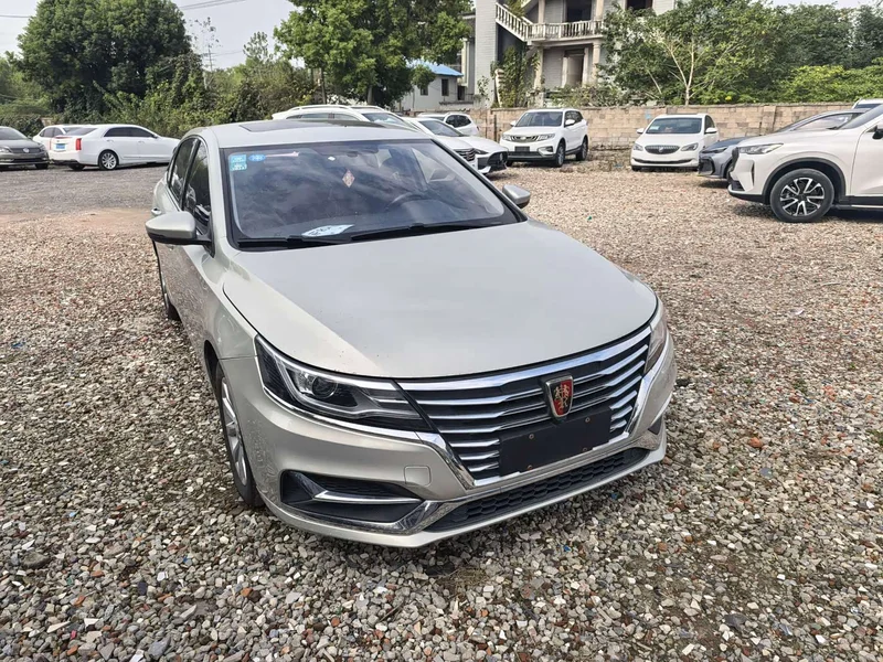 Roewe i6 New Energy — фото 3