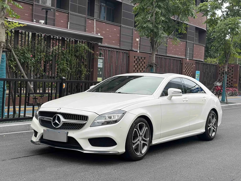 Mercedes-Benz CLS-Class — фото 1