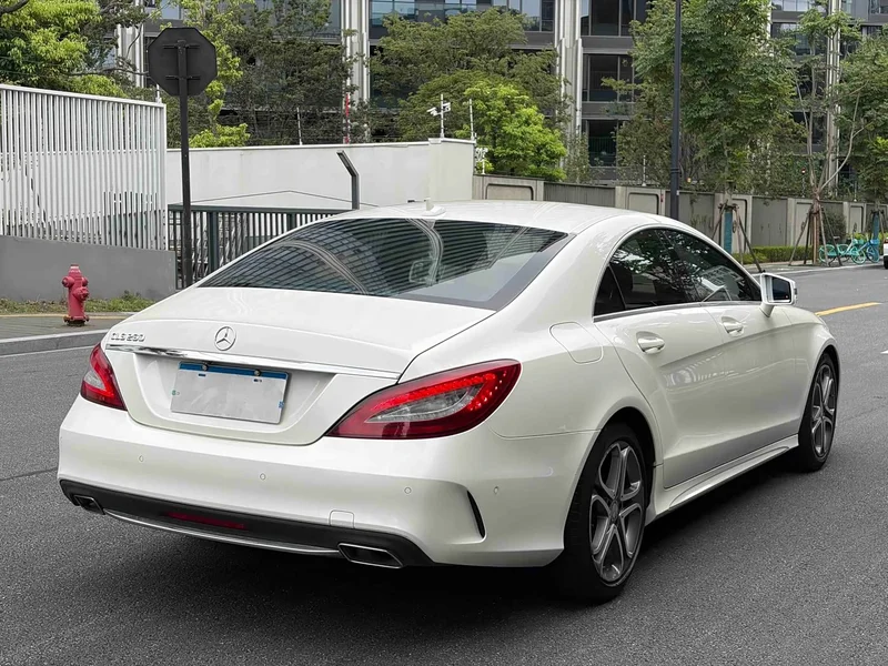 Mercedes-Benz CLS-Class — фото 16