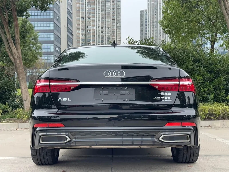 Audi A6L — фото 17