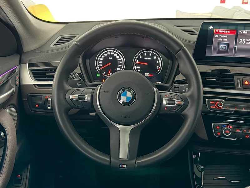 BMW X2 — фото 10