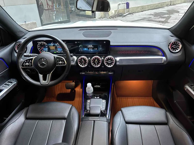 Mercedes-Benz EQB — фото 16