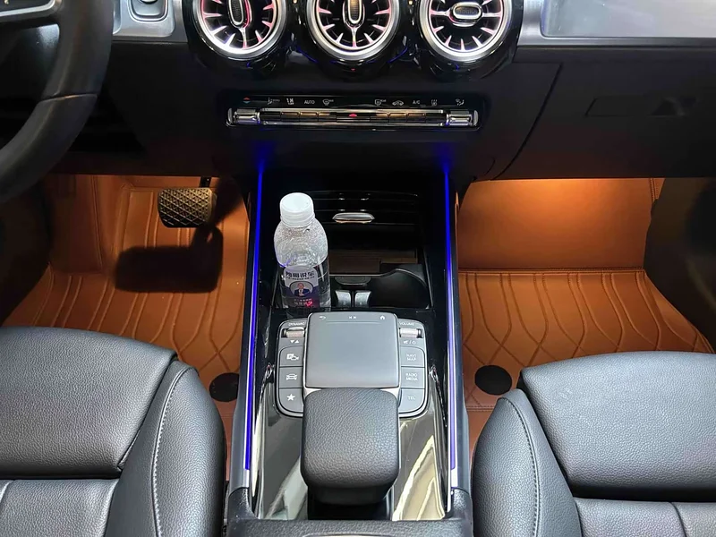 Mercedes-Benz EQB — фото 17