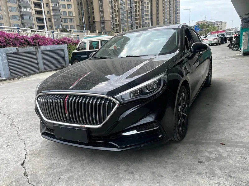 Hongqi H5 — фото 1