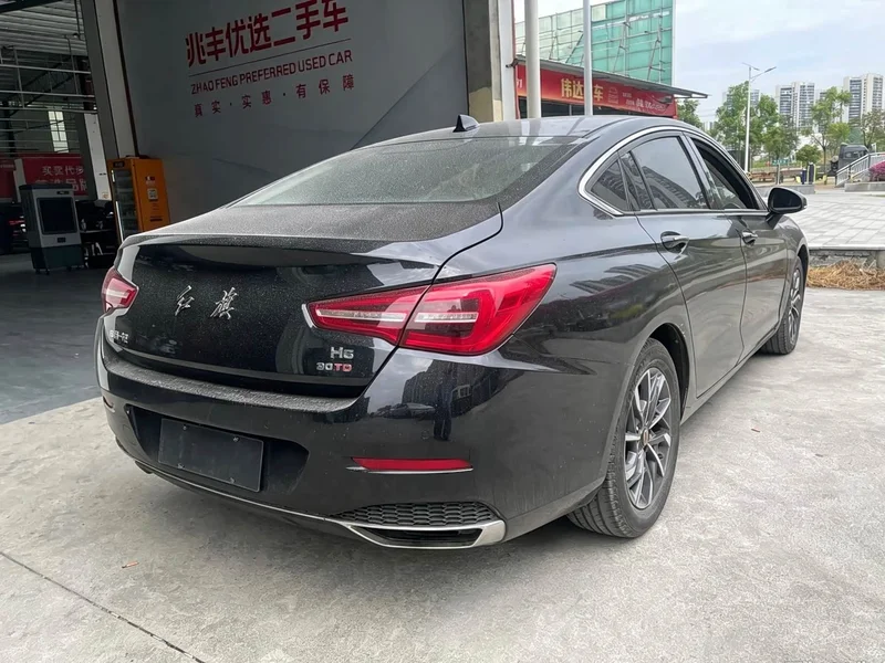 Hongqi H5 — фото 7