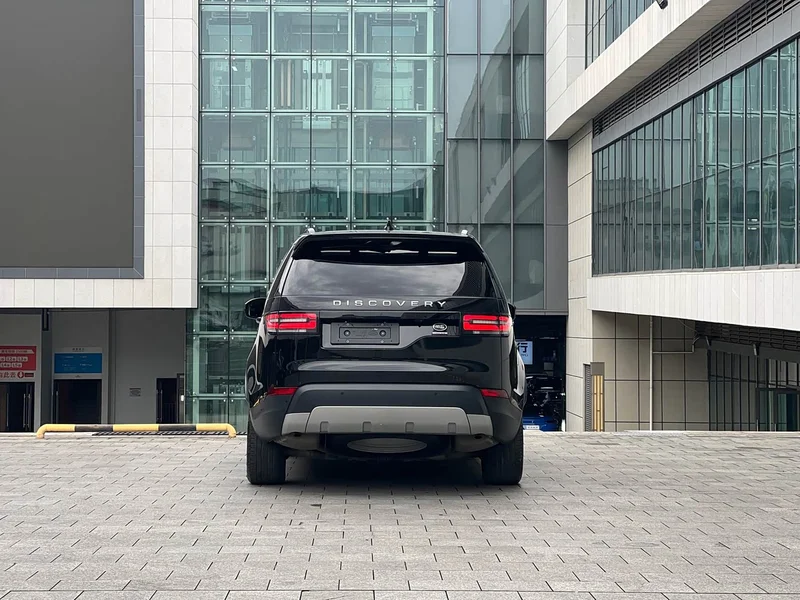 Land Rover Discovery — фото 16