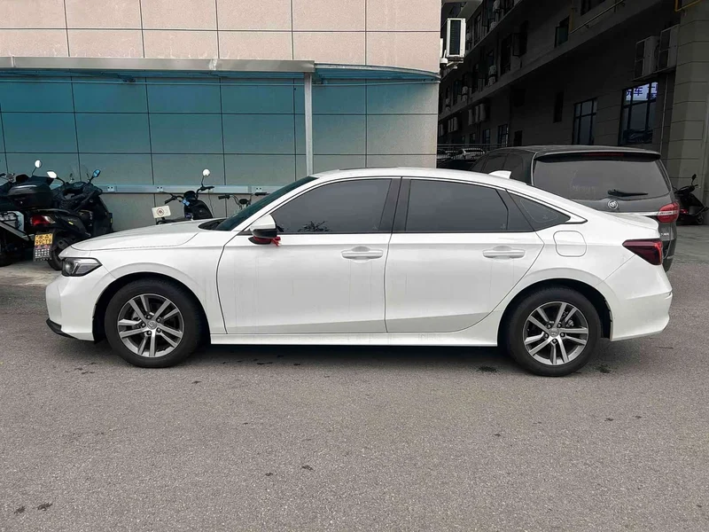 Honda Civic — фото 7