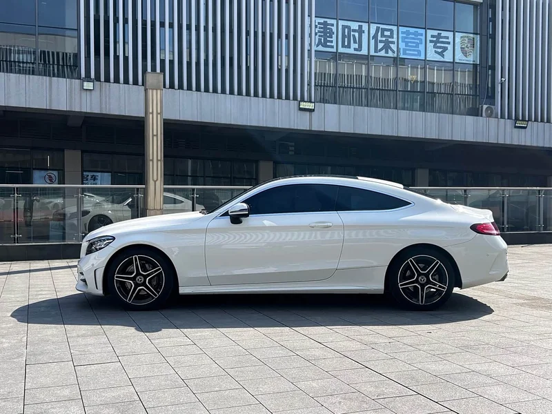 Mercedes-Benz C-Class — фото 4