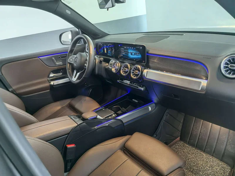 Mercedes-Benz GLB-Class — фото 13