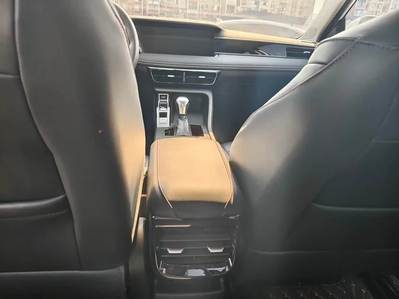 Roewe i5 — фото 10