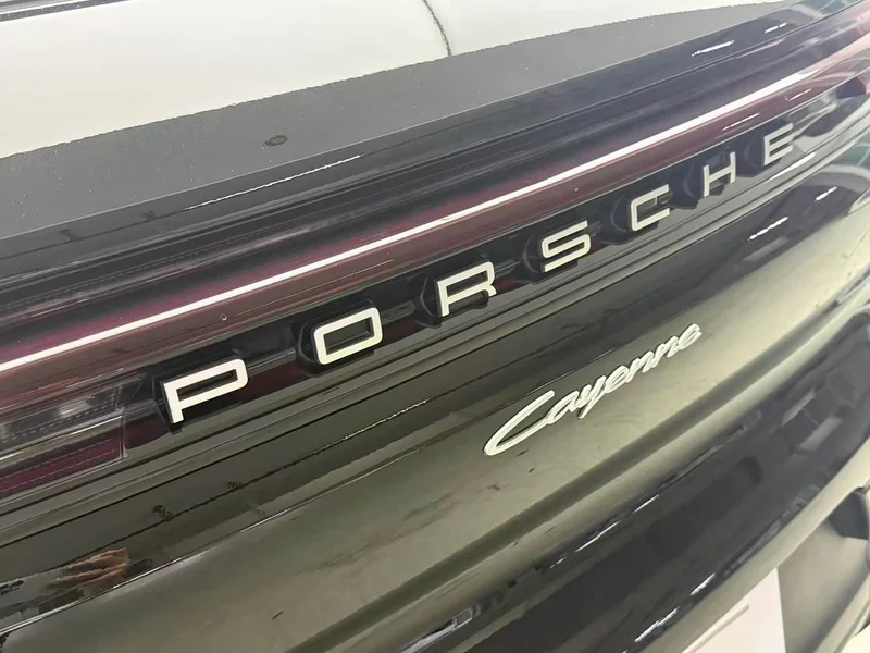 Porsche Cayenne — фото 10