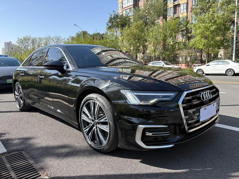 Audi A6L — фото 8