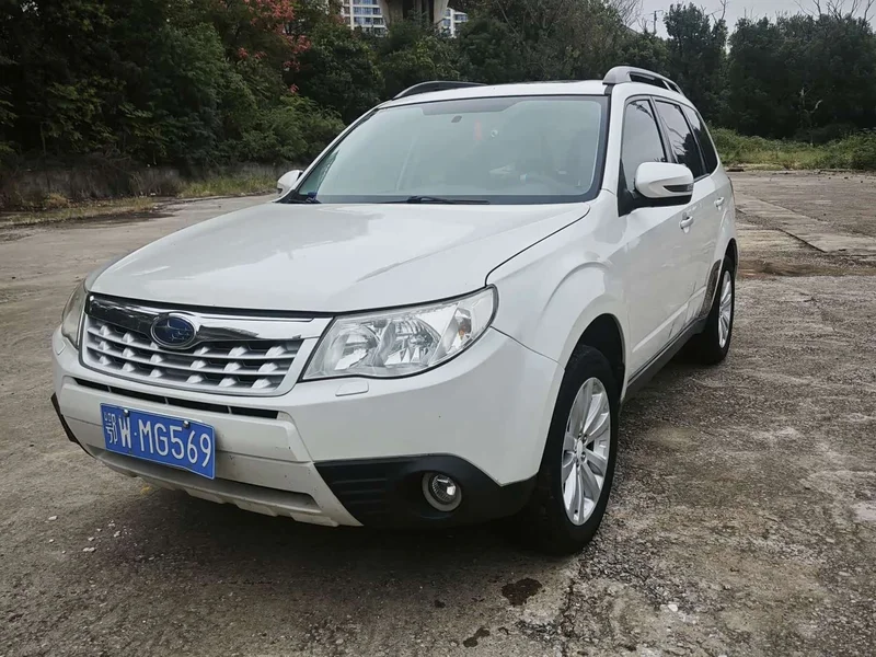 Subaru Forester — фото 1