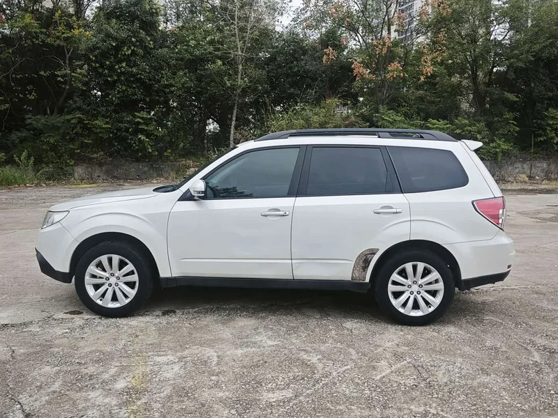 Subaru Forester — фото 7