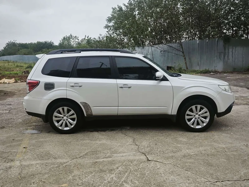 Subaru Forester — фото 9