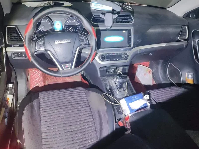 Haval H6 Coupe — фото 12