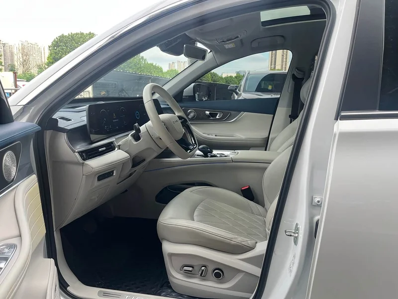 Chery Tiggo 8 Pro — фото 8